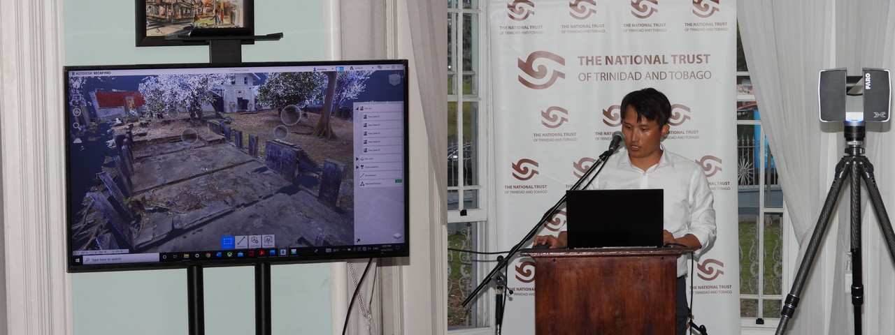 Dr Sujin Kim demonstrates use of Lidar Technology